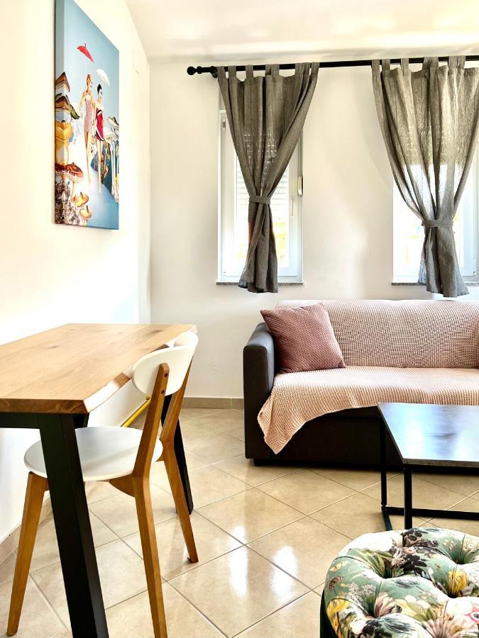 B88 Apartments - Vila Palma Sveti Filip i Jakov Ngoại thất bức ảnh