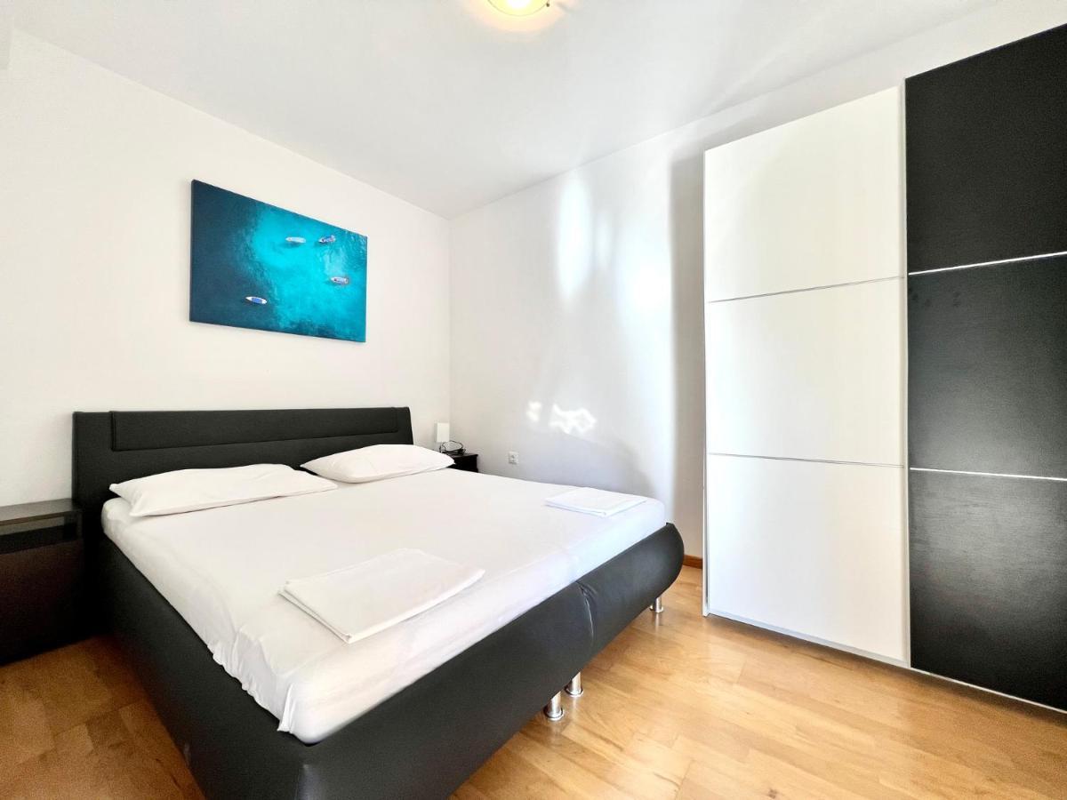 B88 Apartments - Vila Palma Sveti Filip i Jakov Ngoại thất bức ảnh