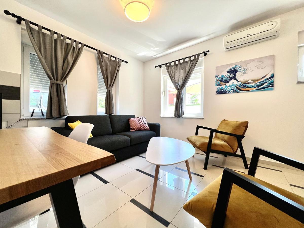 B88 Apartments - Vila Palma Sveti Filip i Jakov Ngoại thất bức ảnh