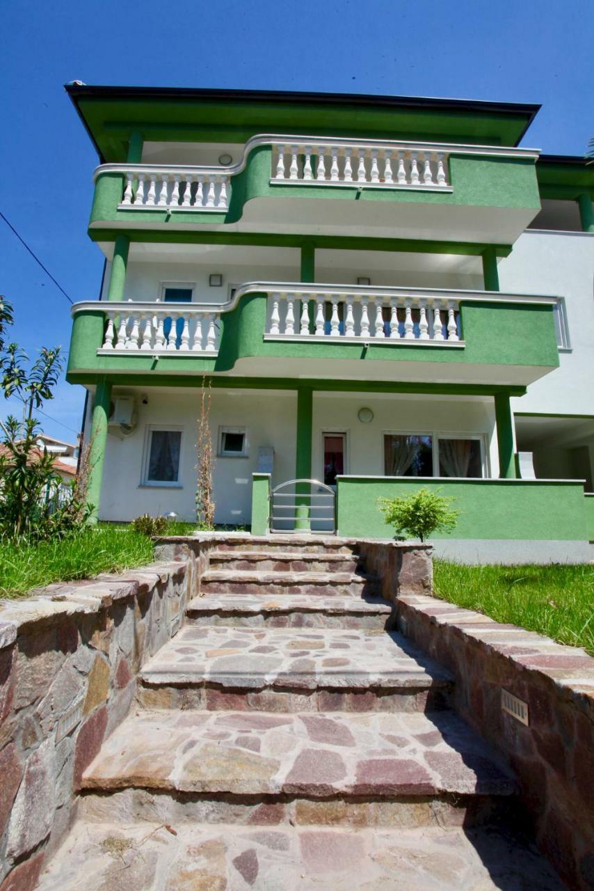 B88 Apartments - Vila Palma Sveti Filip i Jakov Ngoại thất bức ảnh