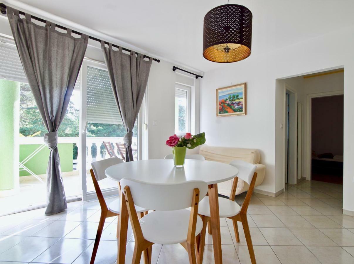 B88 Apartments - Vila Palma Sveti Filip i Jakov Ngoại thất bức ảnh