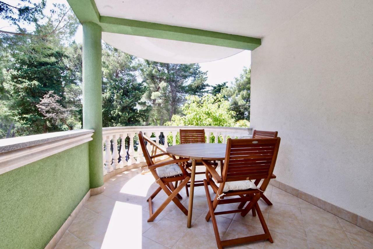 B88 Apartments - Vila Palma Sveti Filip i Jakov Ngoại thất bức ảnh
