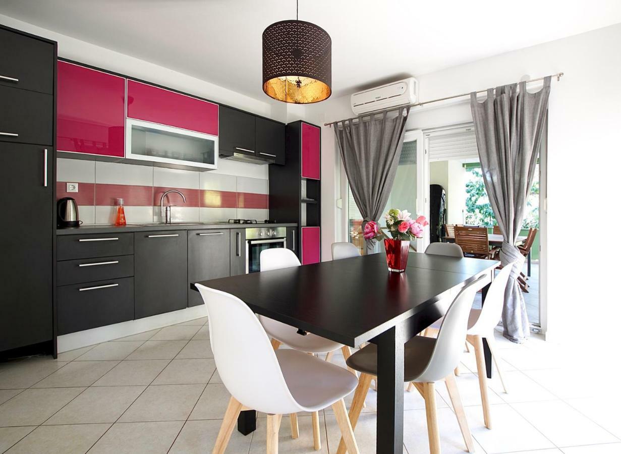 B88 Apartments - Vila Palma Sveti Filip i Jakov Ngoại thất bức ảnh