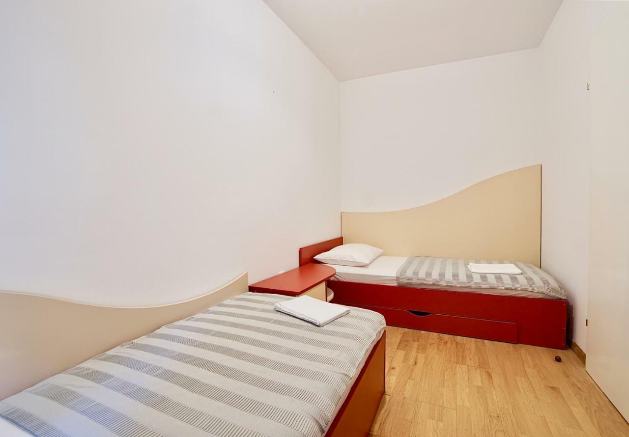 B88 Apartments - Vila Palma Sveti Filip i Jakov Ngoại thất bức ảnh