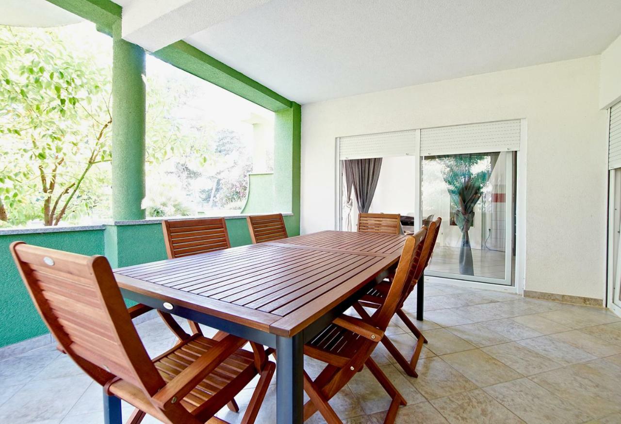 B88 Apartments - Vila Palma Sveti Filip i Jakov Ngoại thất bức ảnh